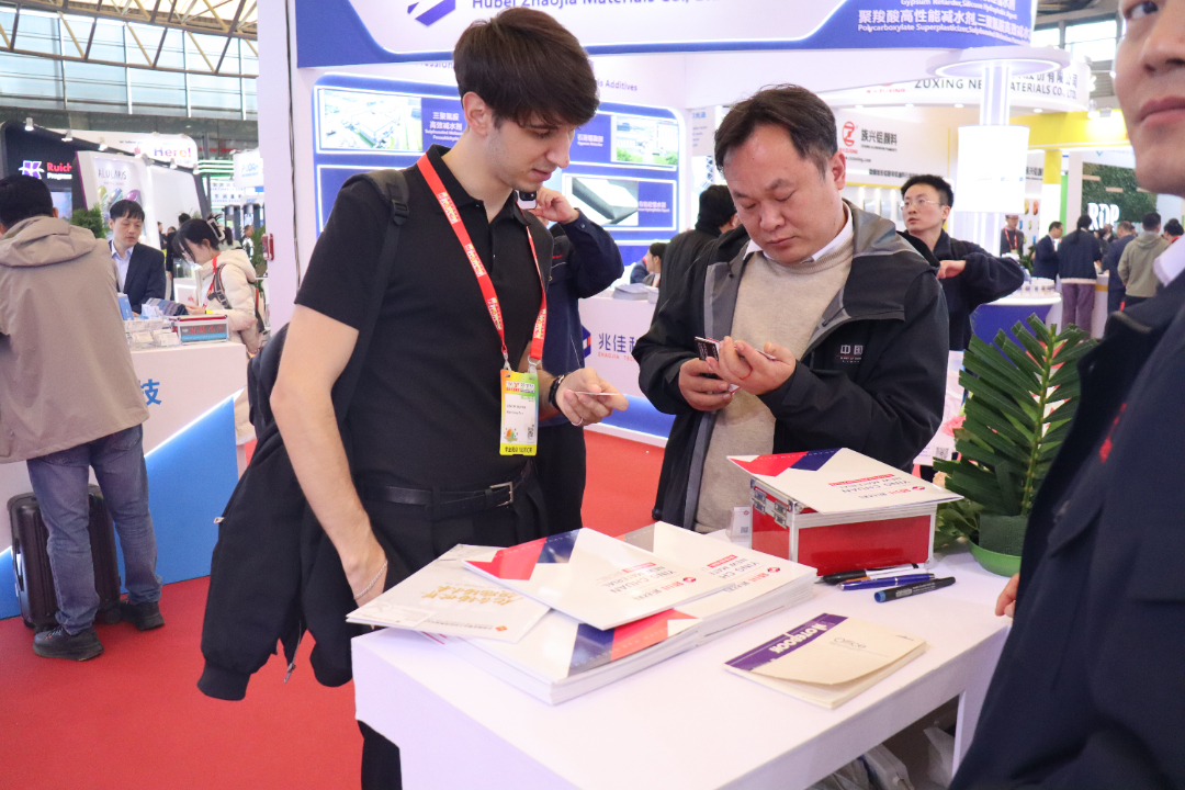 盛会收官,合作启新 | 颍川新材料2025中国国际涂料展圆满落幕(图14) 盛会收官,合作启新 | 颍川新材料2025中国国际涂料展圆满落幕(图14)